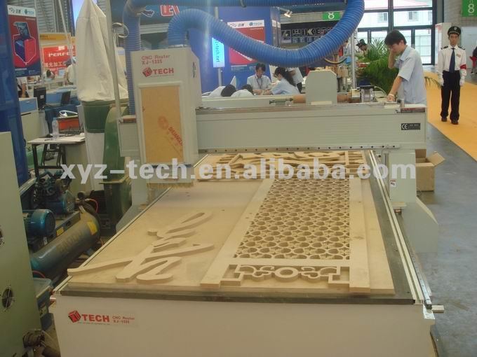 XJ1212 Wood CNC Router /Wood Cutting Machine 3D