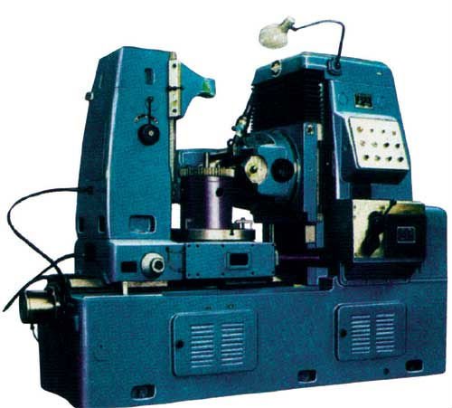 Y3150E hobbing machine