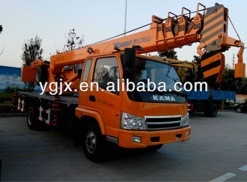 YGQY10H 2013 HOT hydraulic telescopic boom mobile truck crane with Max lifting height 26m and rated lifting capacity 10Ton