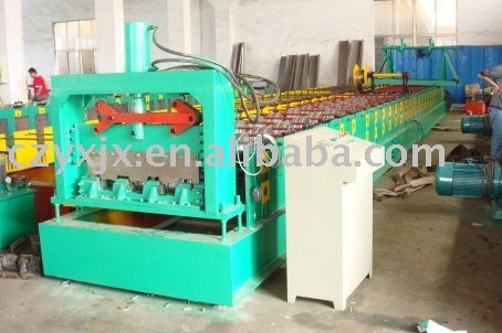 YXFD50-200-600 floor decking forming machine