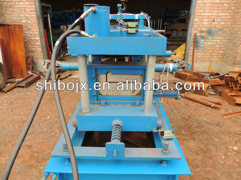 Z type purlin rolling machine