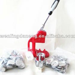 2012 wonderful pin badge/button making machine with good price