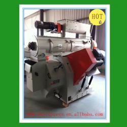 2013 Hot sale power usful wood pellet making machine