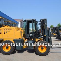 3500KG 4WD All-terrain forklift/cross country forklift