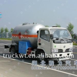 4*2 small pressure tank truck