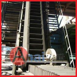 90 degree raised edge conveyor belt