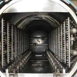 Autoclaves / retorts and equipment for the sterilization of food