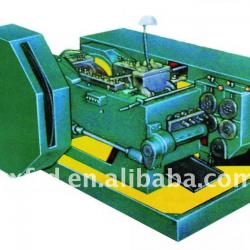 Automatic bolt nut machine