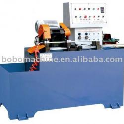 Automatic pipe cutting machine