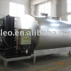 Bulk milk tank