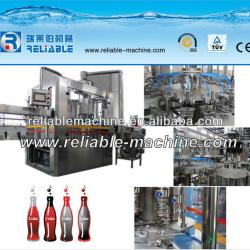 Carbonated beverage mixing machine