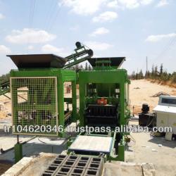 CEMENT HOLLOW BLOCK MAKING MACHINE