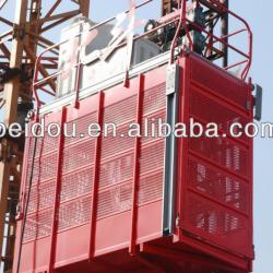 Construction building hoist