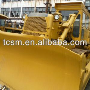 construction machines Japanese crawler track bulldozers D8K