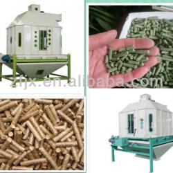 Counter flow type feed pellet cooler with high quality