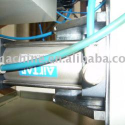 cover lining machine