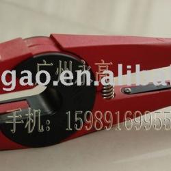 ear tag plier