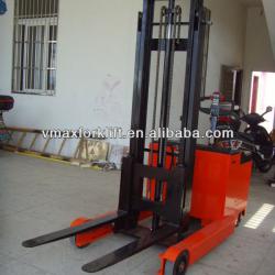 electric reach stacker