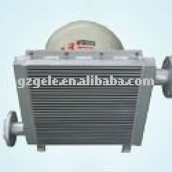 Evaporator with fan