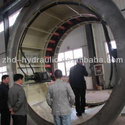 Extrusion type pipe jacking heading machine