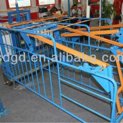 farrowing crates of hug equipment