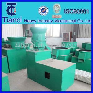 Flat die extrusion fertilizer granulating machine