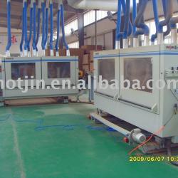 Flooring machine