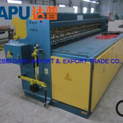 Galvanized welded wire fence machine