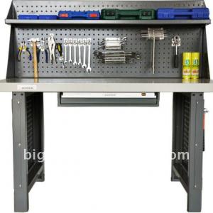 Garage Fitter workbench