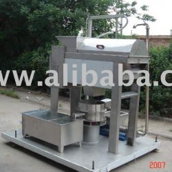 Grape juice processing machine