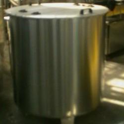 High efficiency bevrage mixing tank