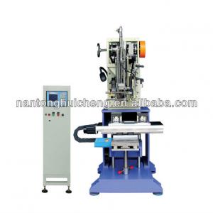 High speed flat wire tufting machine