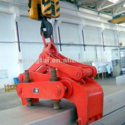 Horizontal steel slab lifting tongs