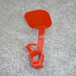 hot sale durable plastic poultry drip cup