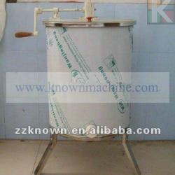 Hot sale stainless steel 4 frames manual honey extractor