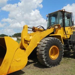 Komatsu WA320-6 Wheel Loader