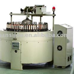 Lace braiding machine