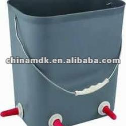 Lamb Milk Bucket (MA144-1)