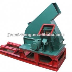 Large capacity wood chip crusher