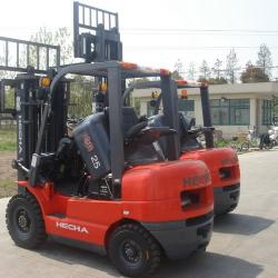 LPG forklift