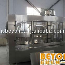 Mineral water bottling machine