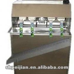 Molding bag filling sealing machine