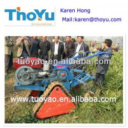 Mutifunctional ginger harvester with diesel engine