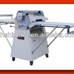 NFQ-520 Floor model reversible dough sheeter