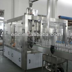 Non carbonated water rinsing bottling sealing line