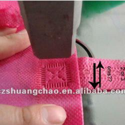 Nonwoven bag handle welding machine