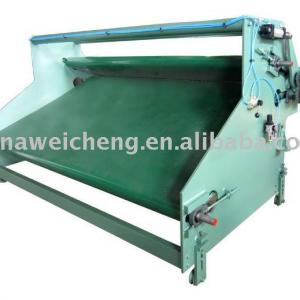 Nonwoven machine feeding apparatus