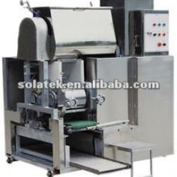 Off-cut dough sheet recycling machine