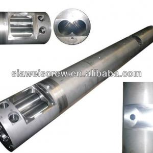 Plastic extruder screw and barrel alloy layer