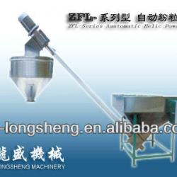 Plastic feeding hopper